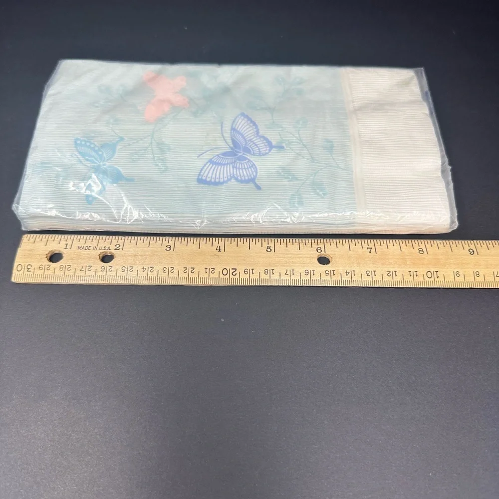 Vintage Hallmark Guest Towel Napkins Butterflies 12 Count A2